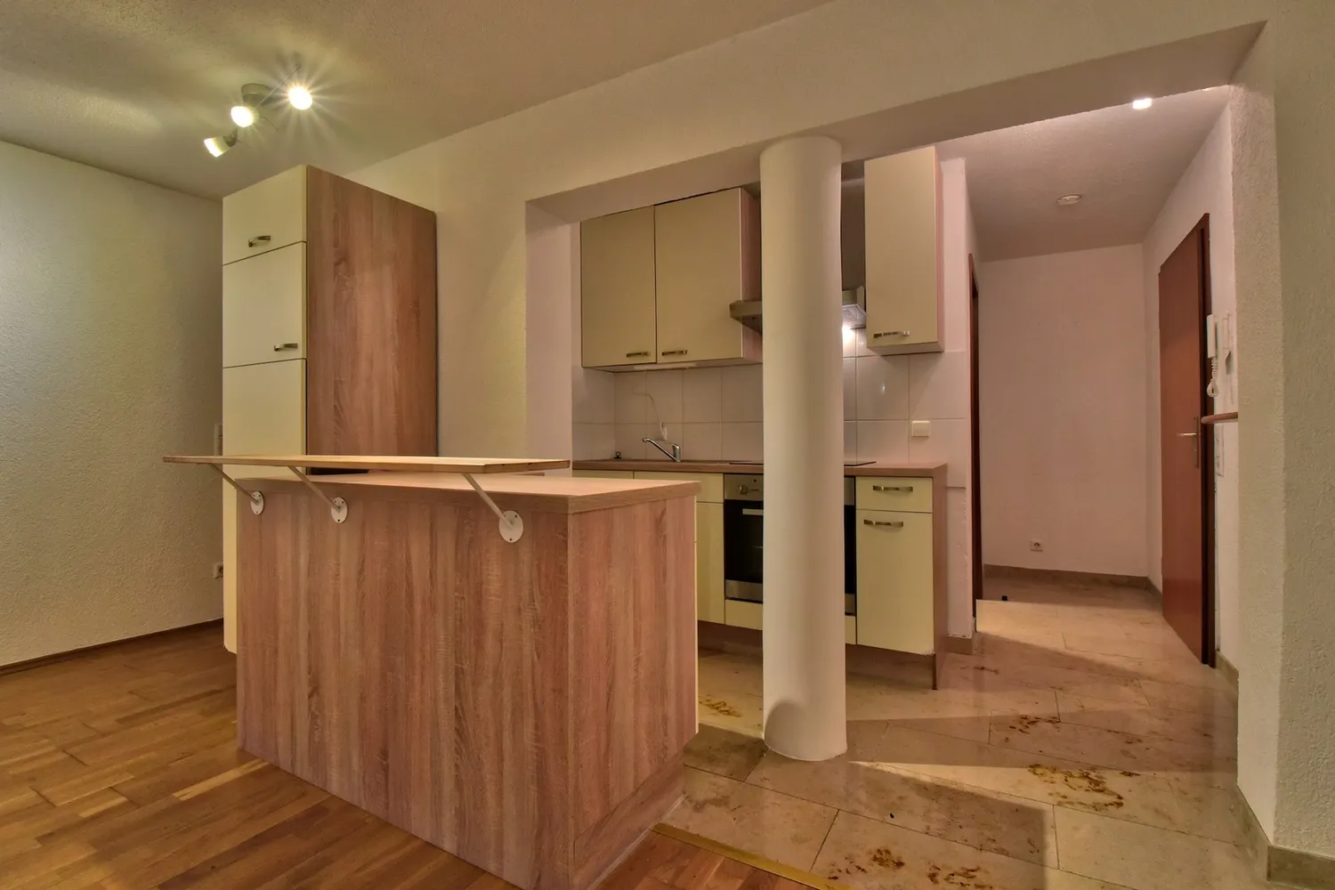 2 Zimmer Wohnung mit 47 m² in Stuttgart – Bild 2
