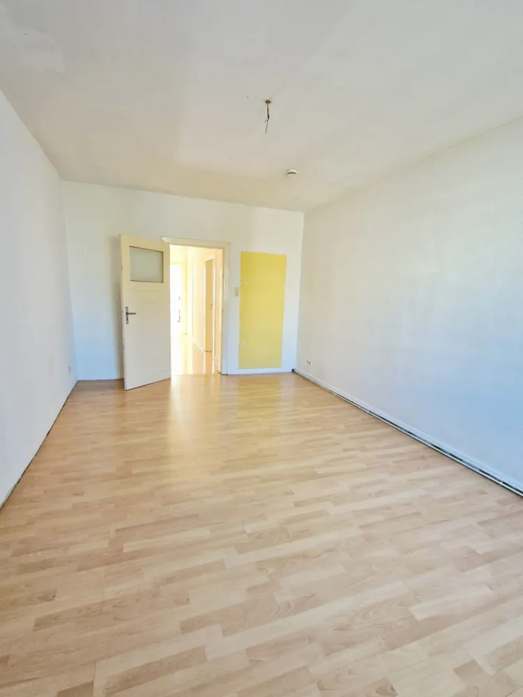 3 Zimmer Wohnung mit 84 m² in Hamburg – Bild 2