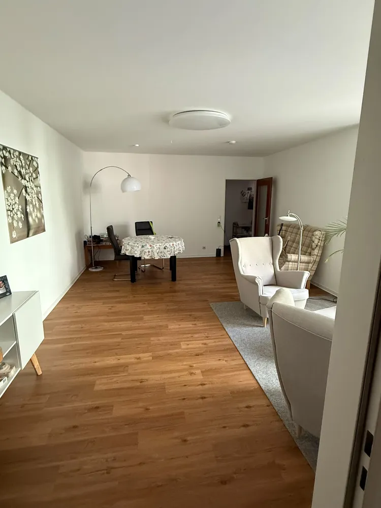 2 Zimmer Wohnung mit 72 m² in Düsseldorf – Bild 5