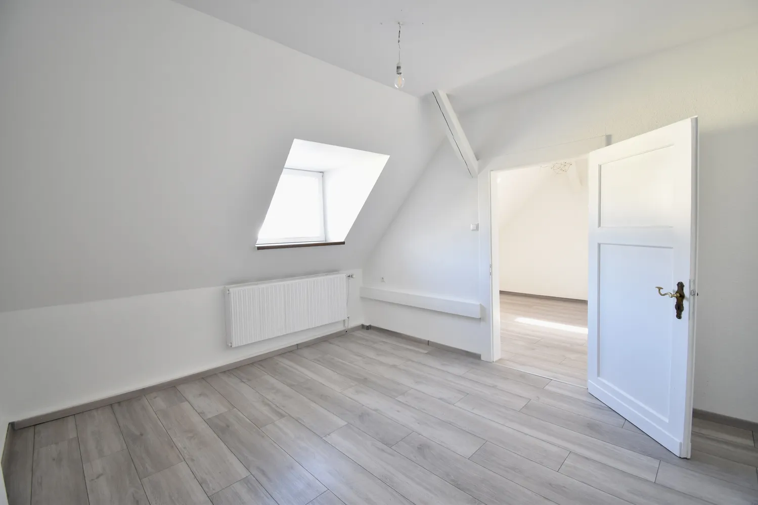 5 Zimmer Wohnung mit 110 m² in Essen – Bild 2