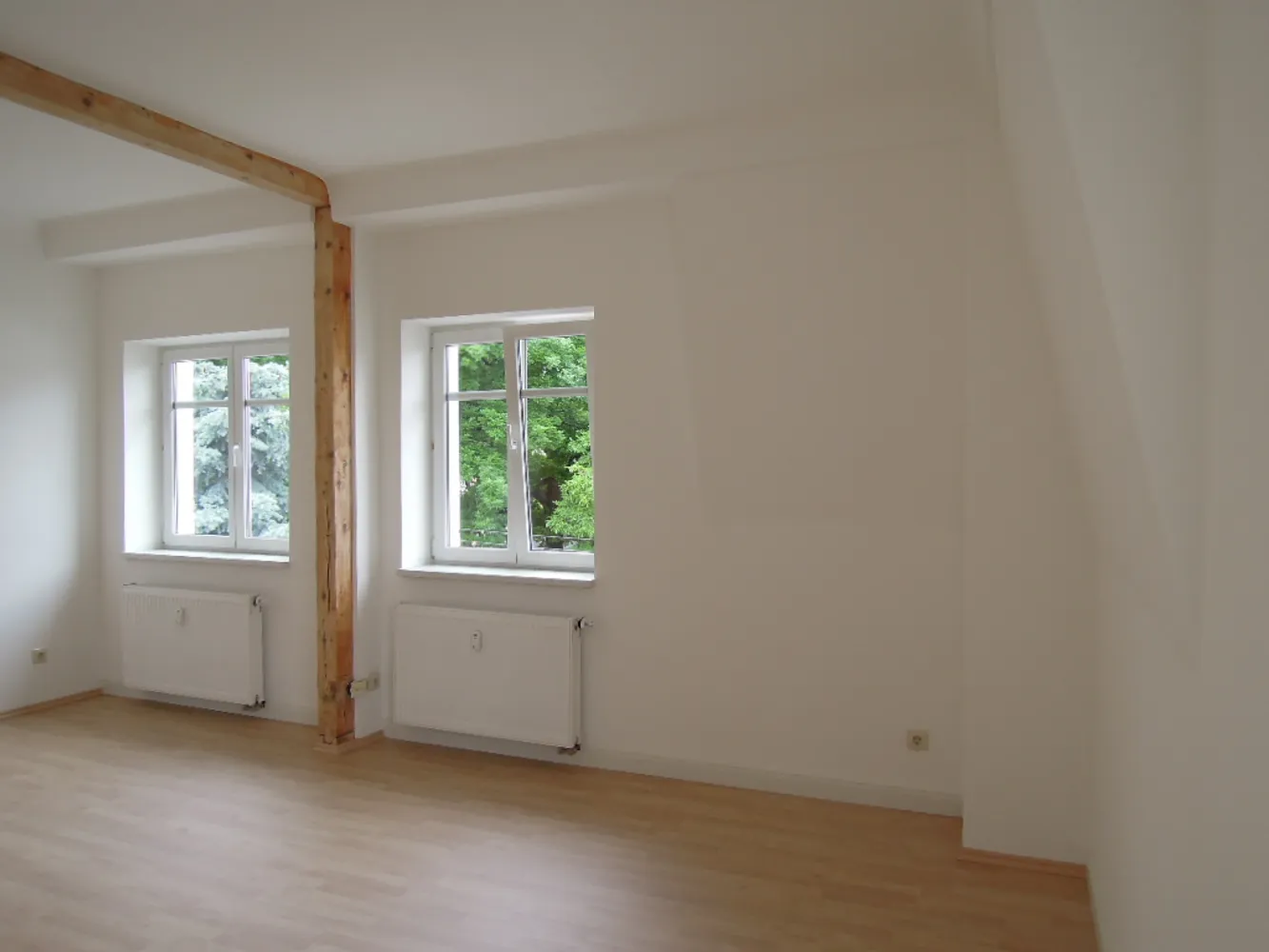 5 Zimmer Wohnung mit 97 m² in Dresden – Bild 4