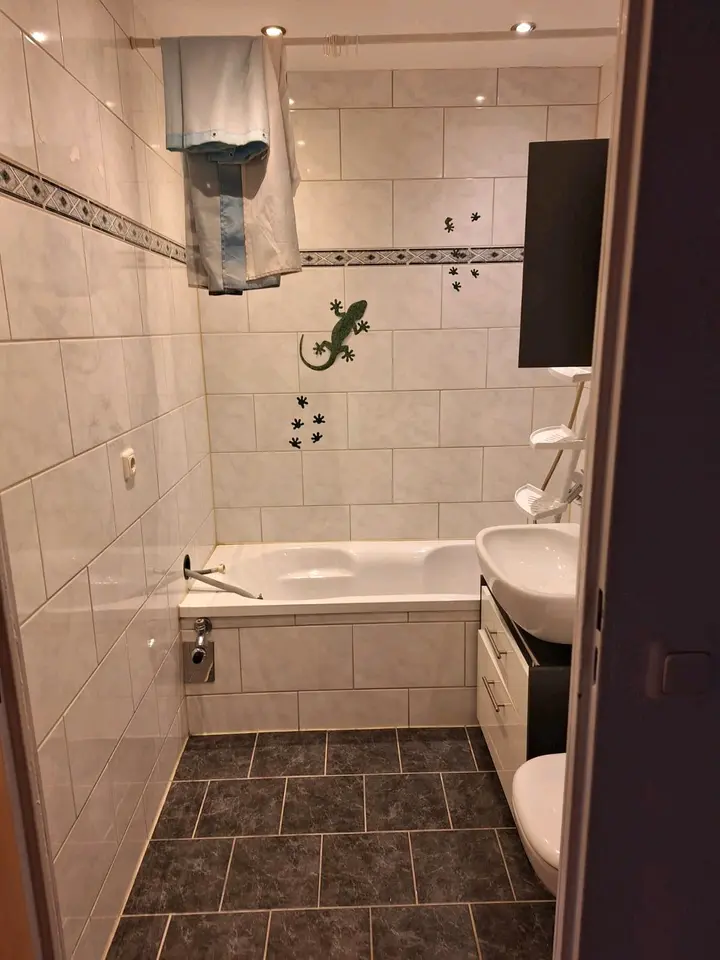 4 Zimmer Wohnung mit 68 m² in Halle (Saale) – Bild 10