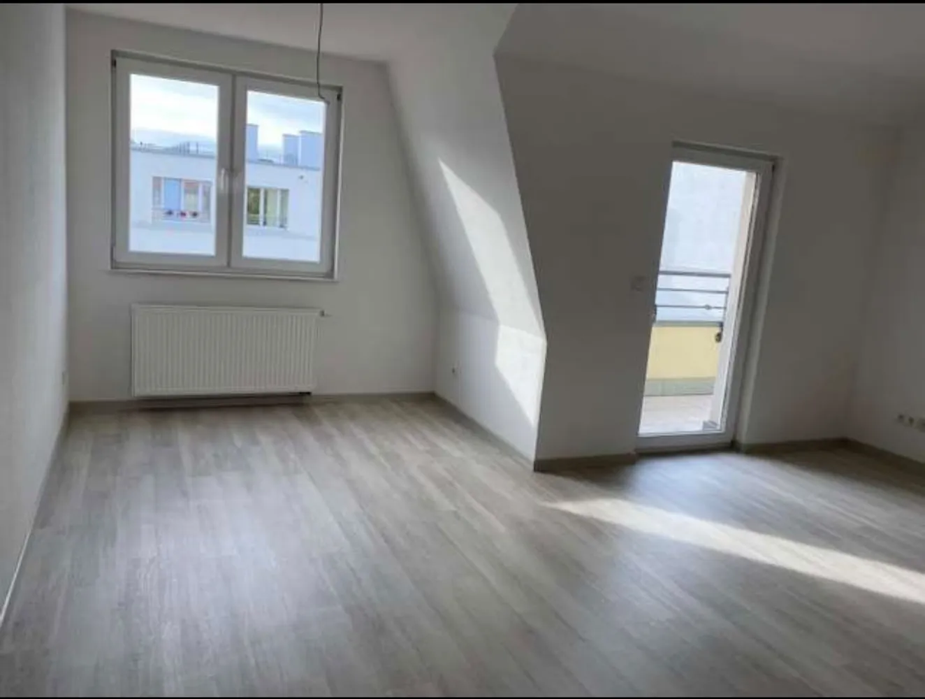 3 Zimmer Wohnung mit 88 m² in Hannover – Bild 1