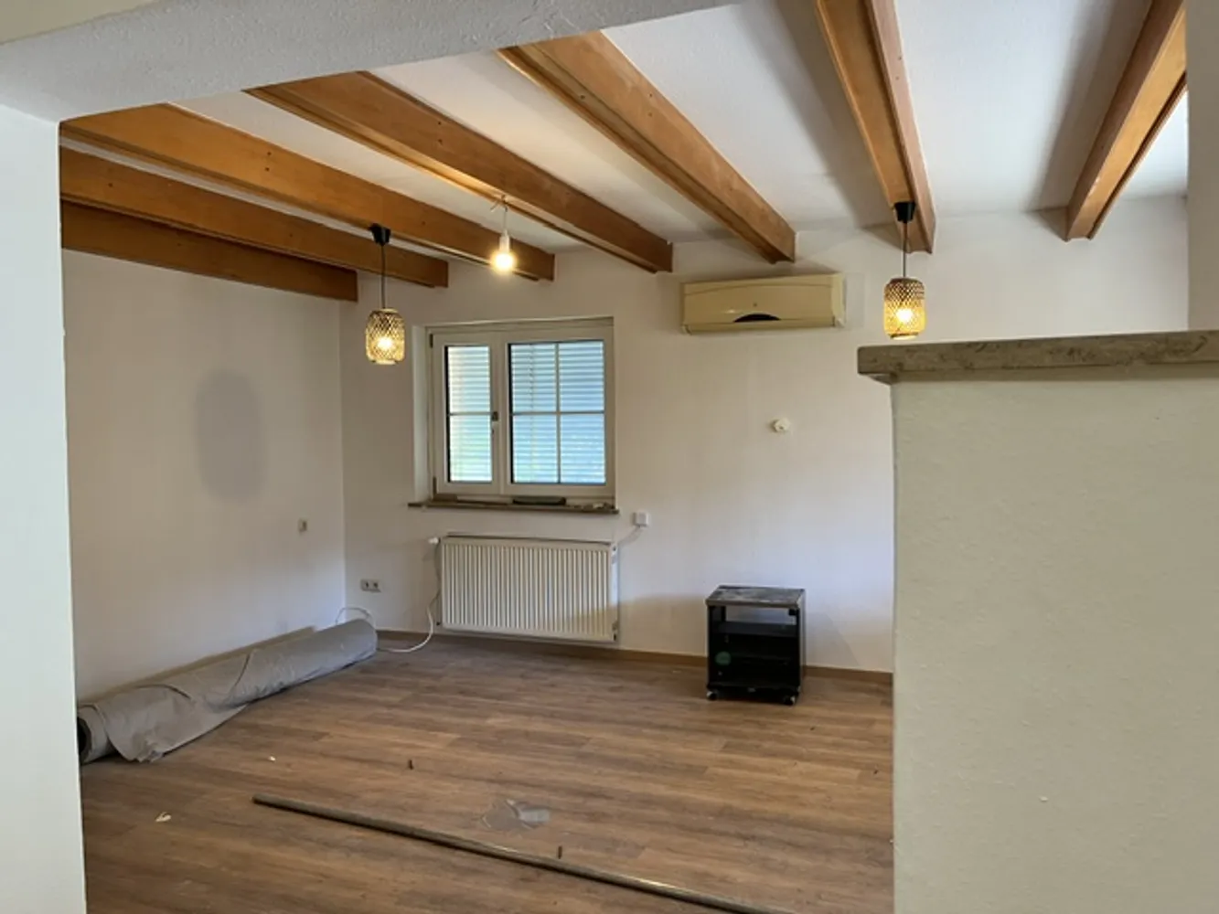 9 Zimmer Haus mit 260 m² in Würzburg – Bild 2