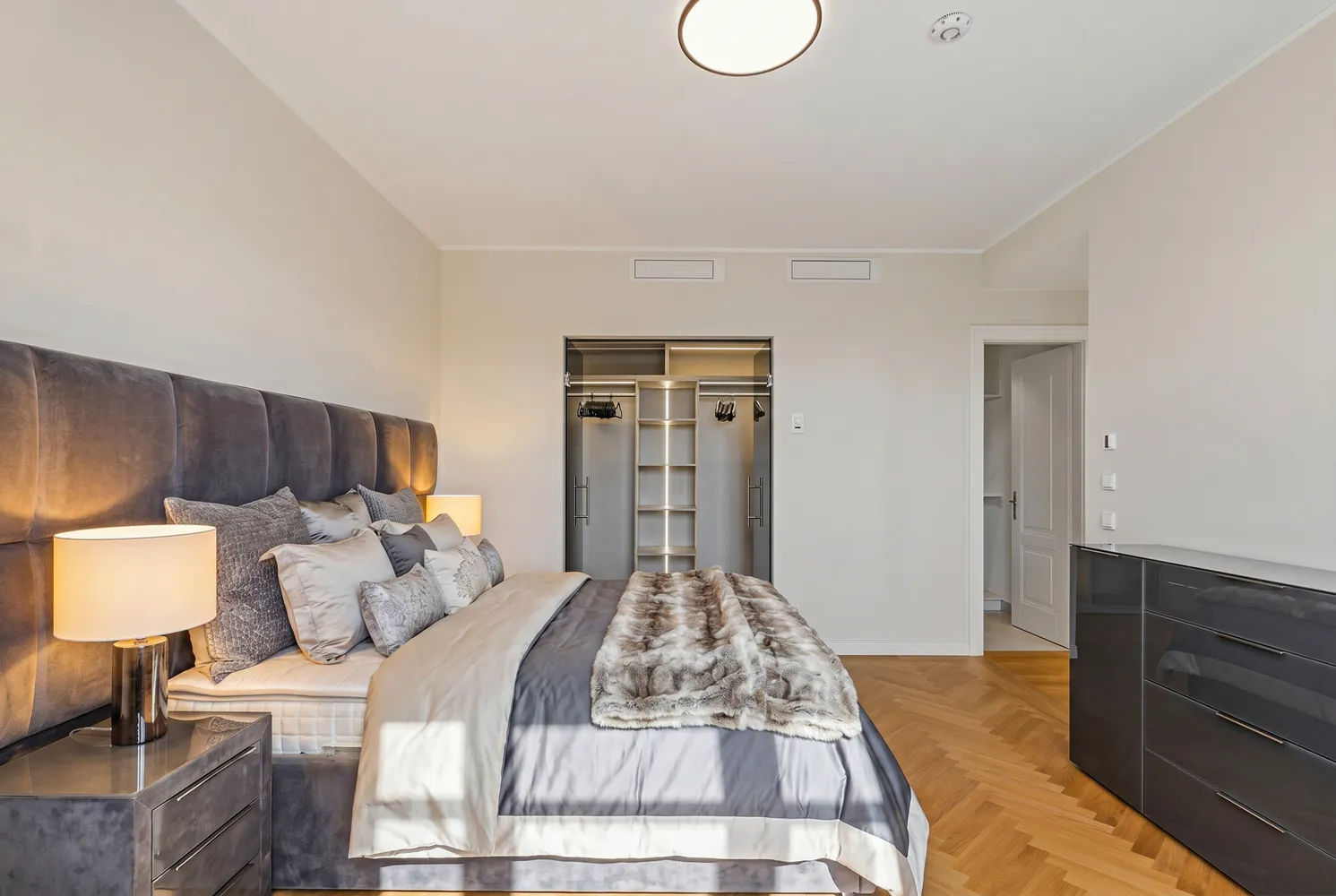 4 Zimmer Wohnung mit 178 m² in Berlin – Bild 6