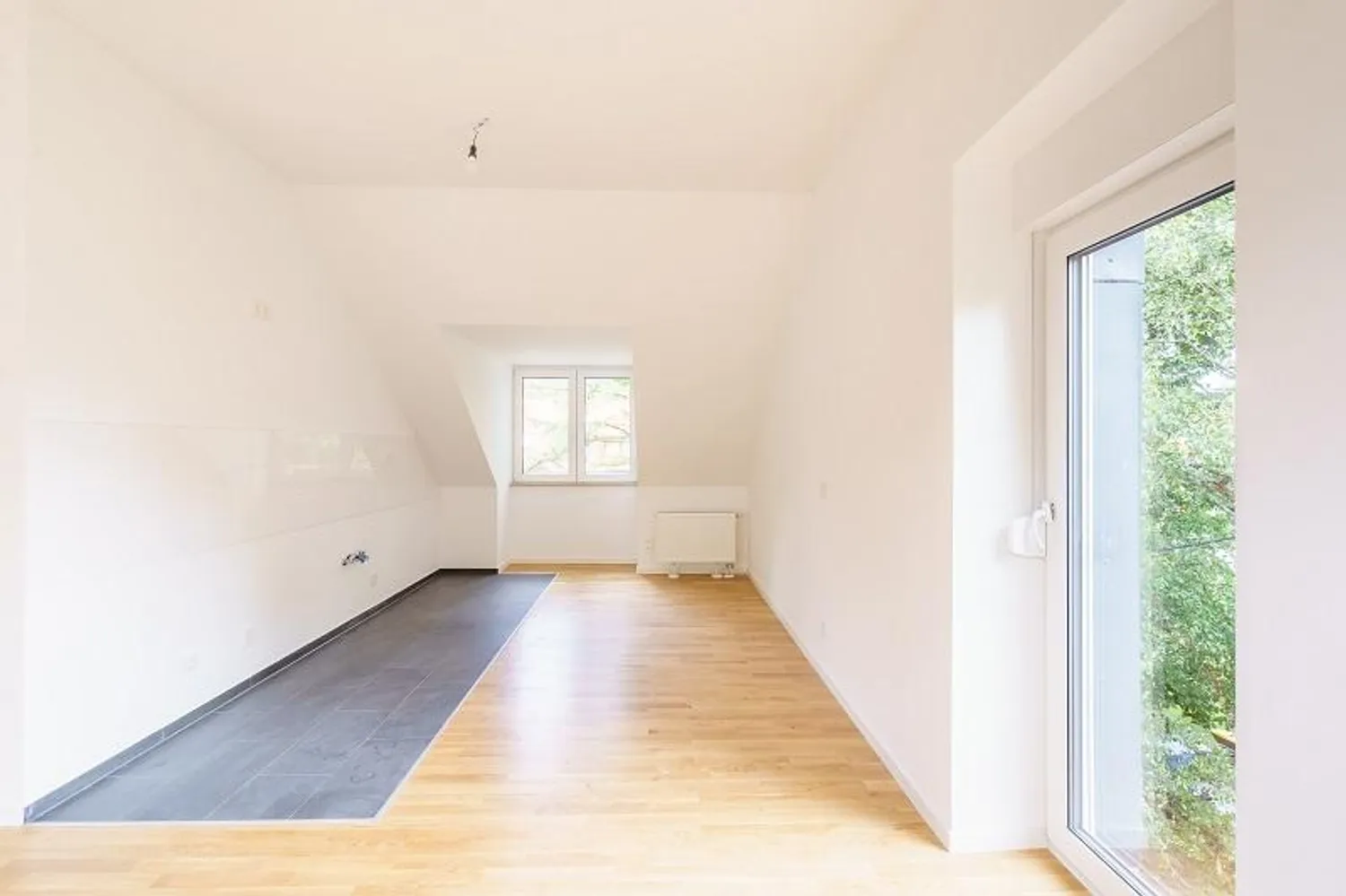 3 Zimmer Wohnung mit 82 m² in Nürnberg – Bild 2