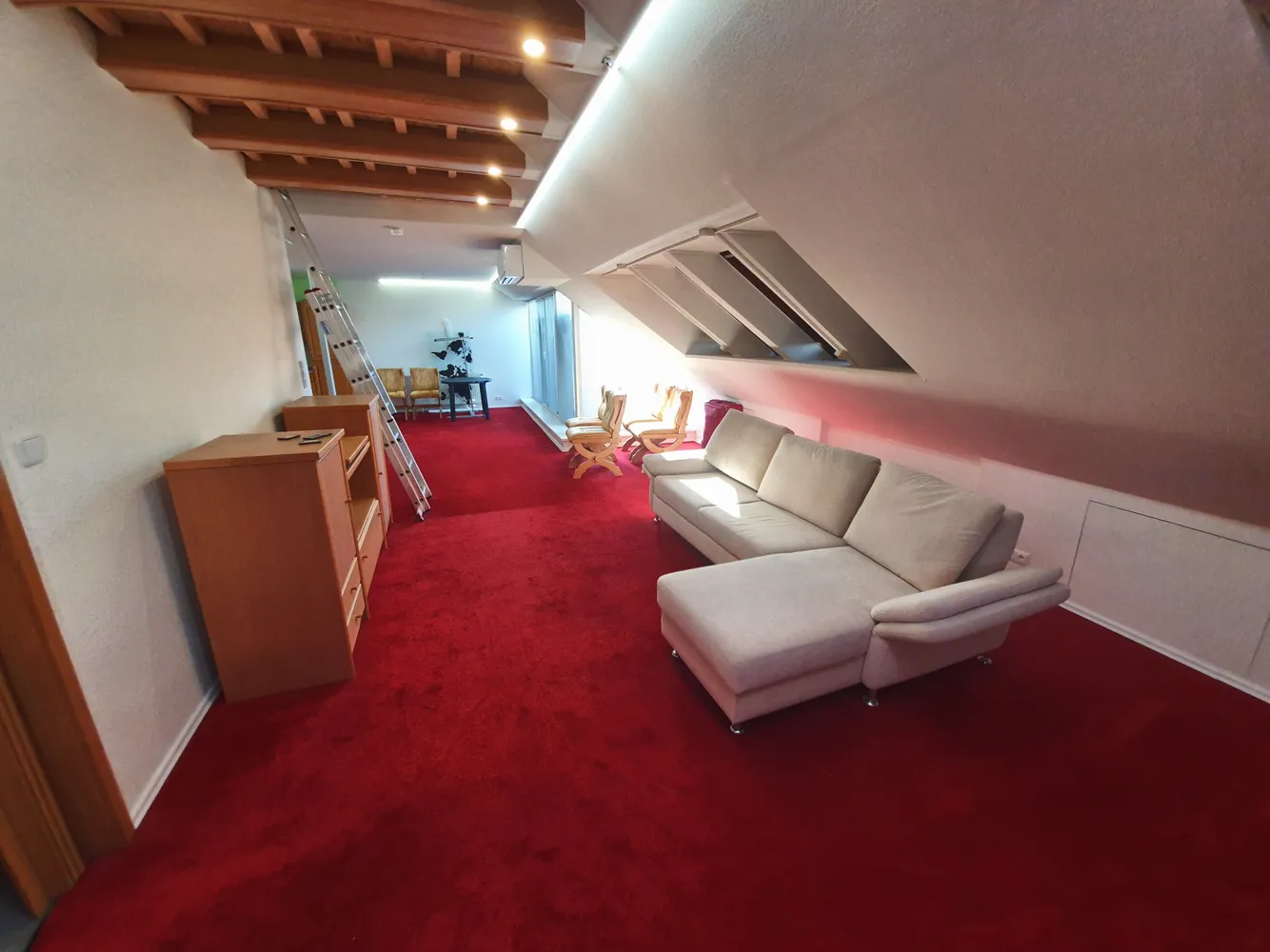 2 Zimmer Wohnung mit 77 m² in Berlin – Bild 7