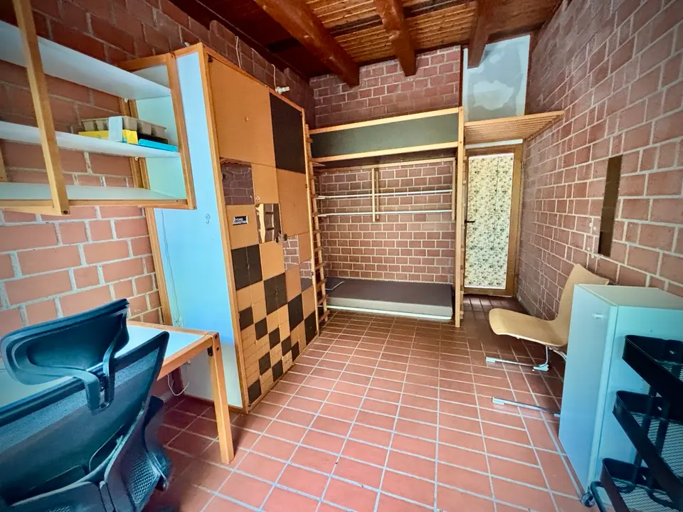 1 Zimmer Wohnung mit 140 m² in Stuttgart – Bild 4