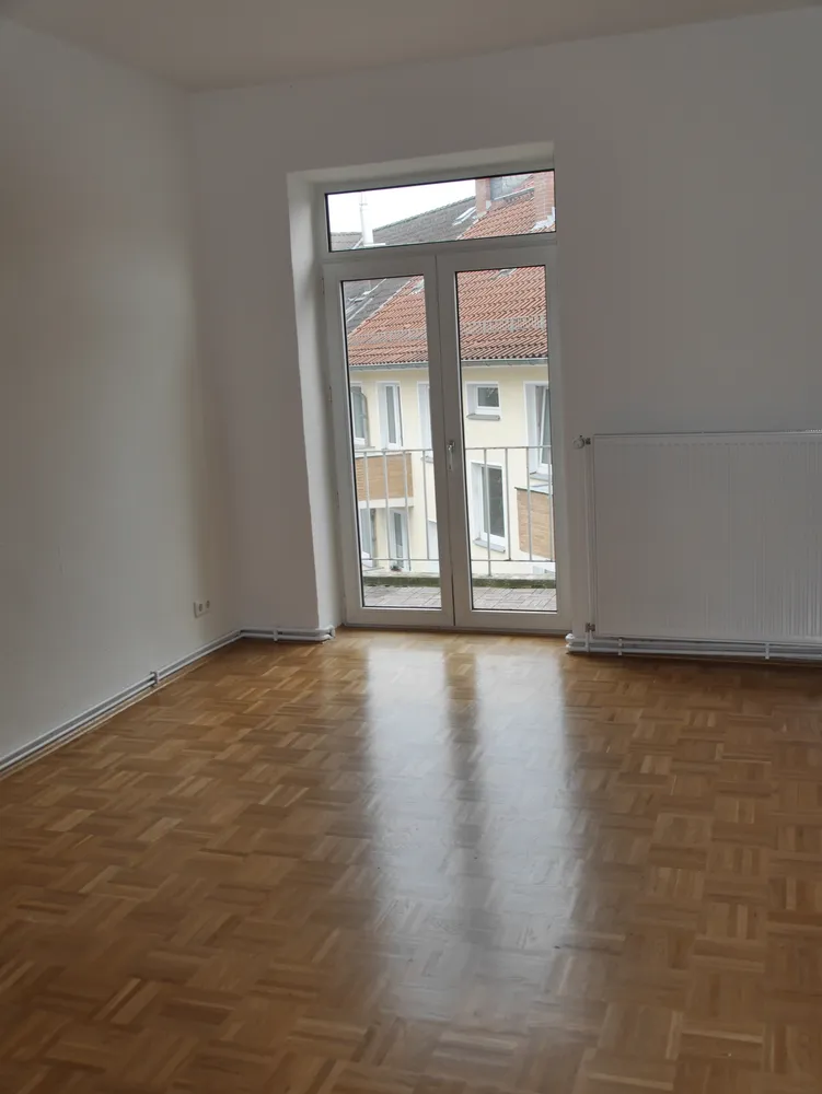 3 Zimmer Wohnung mit 80 m² in Hannover – Bild 2