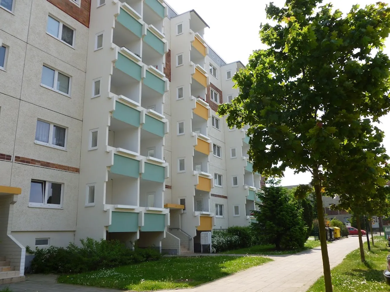 2 Zimmer Wohnung mit 36 m² in Rostock – Bild 2