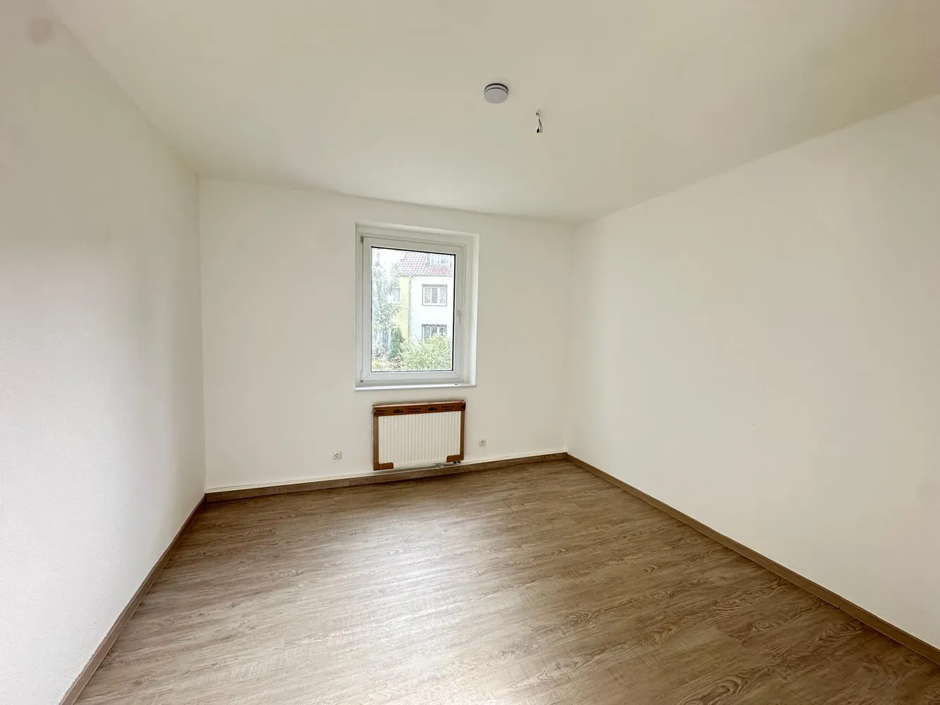5 Zimmer Wohnung mit 98 m² in Borna – Bild 11