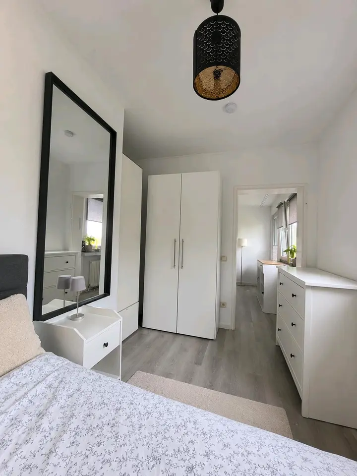 2 Zimmer Wohnung mit 38 m² in Bergisch Gladbach – Bild 4