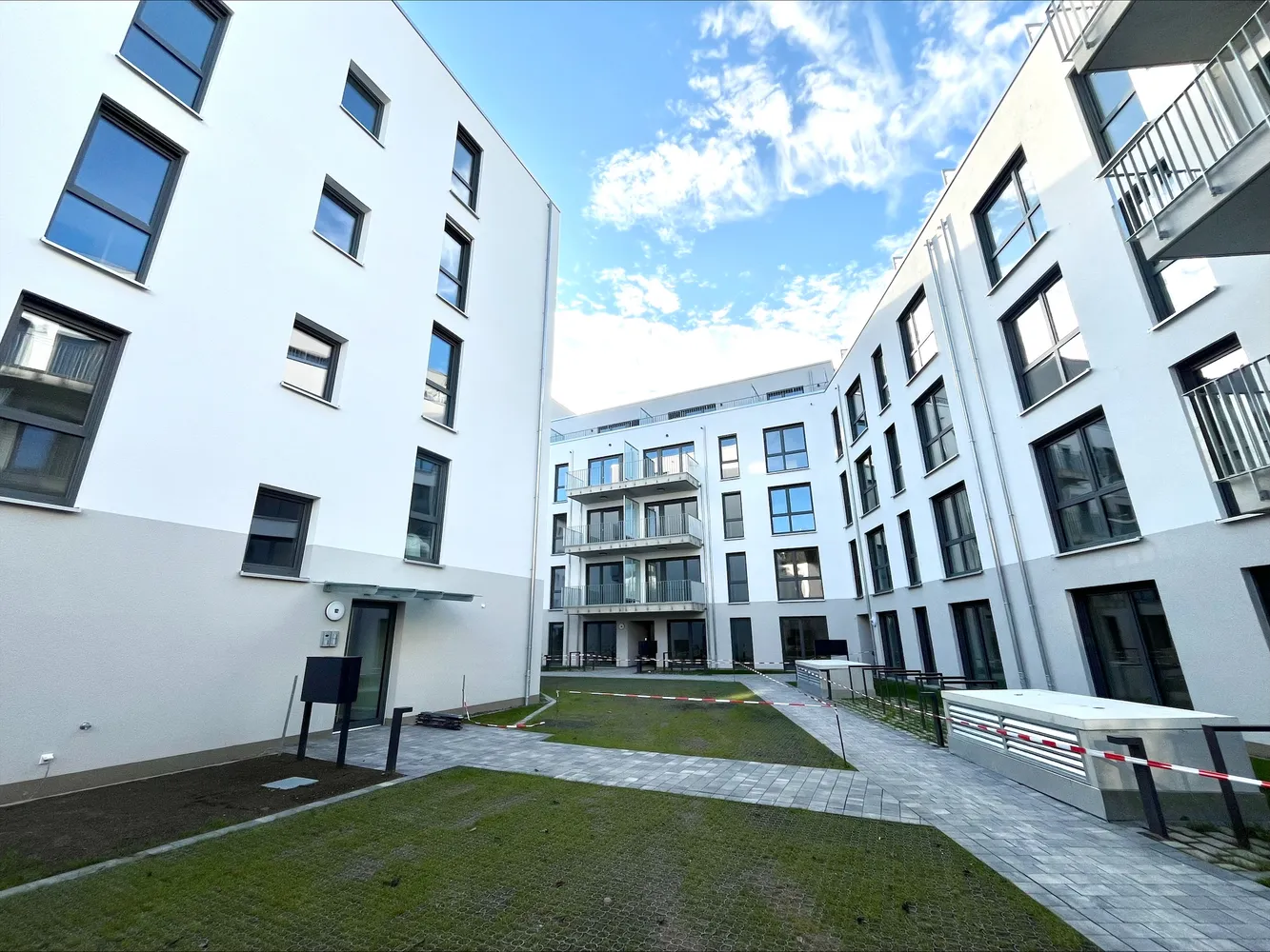 4 Zimmer Wohnung mit 113 m² in Frankfurt am Main – Bild 2