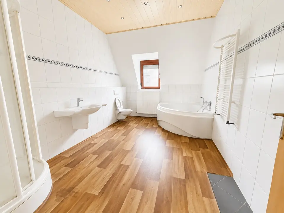 5 Zimmer Wohnung mit 160 m² in Oberhausen – Bild 4