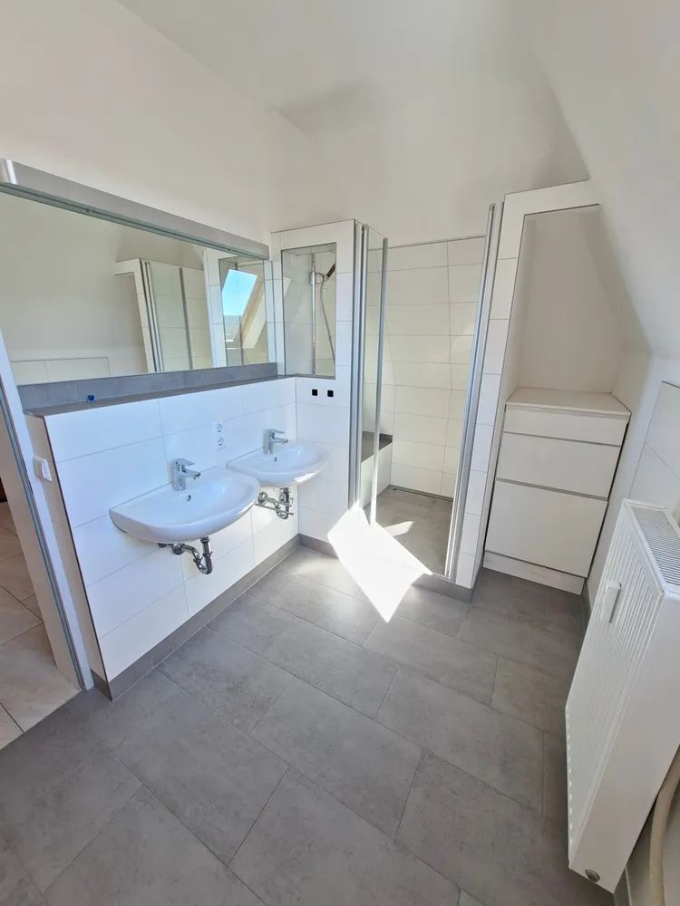 4 Zimmer Wohnung mit 89 m² in Stuttgart – Bild 2
