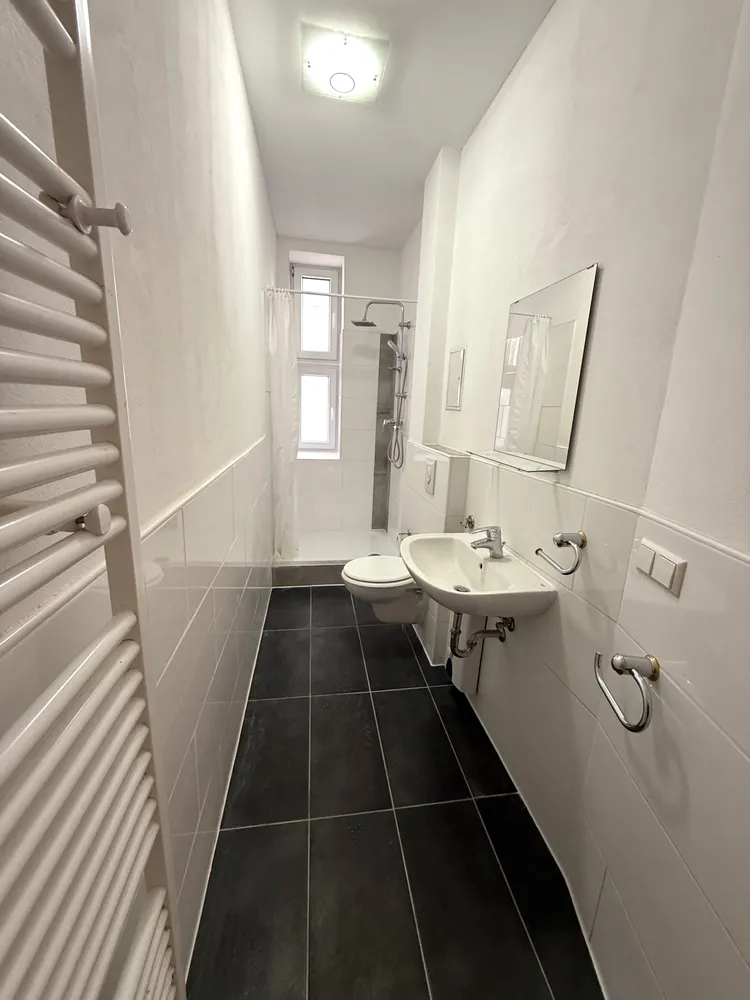 2 room apartment with 56 m² in Berlin – Photo 3