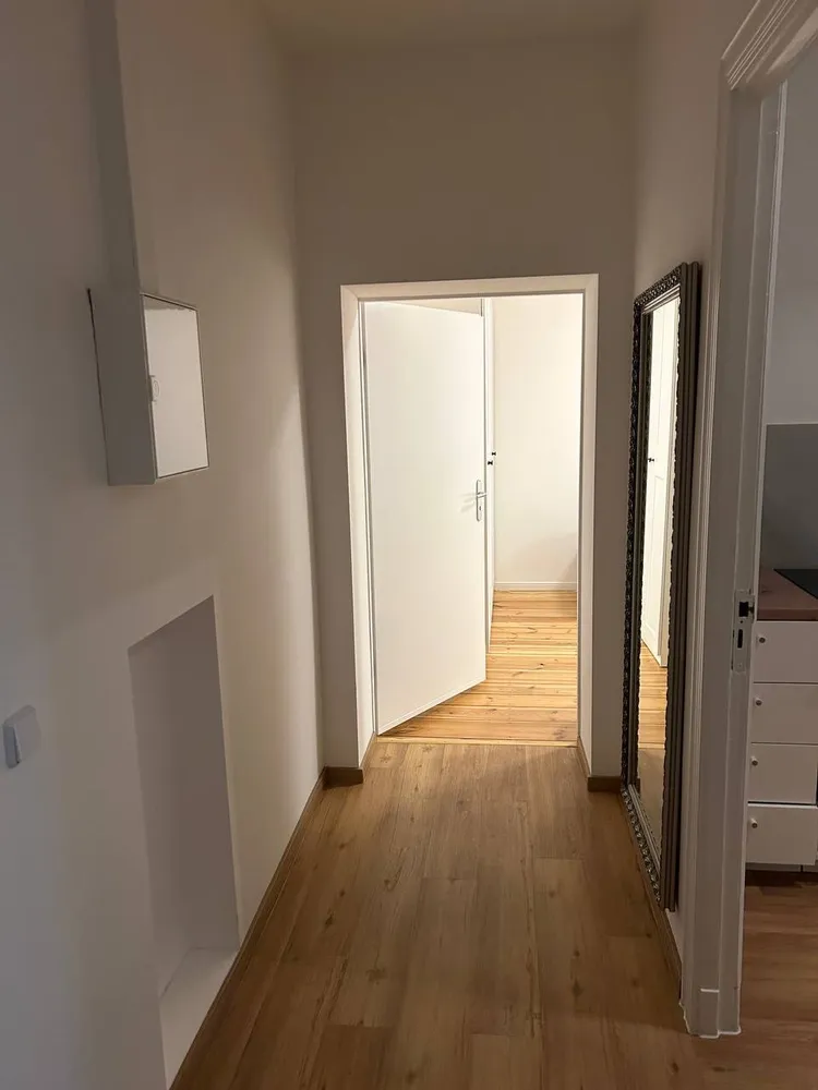 1 room apartment with 56 m² in Berlin – Photo 5