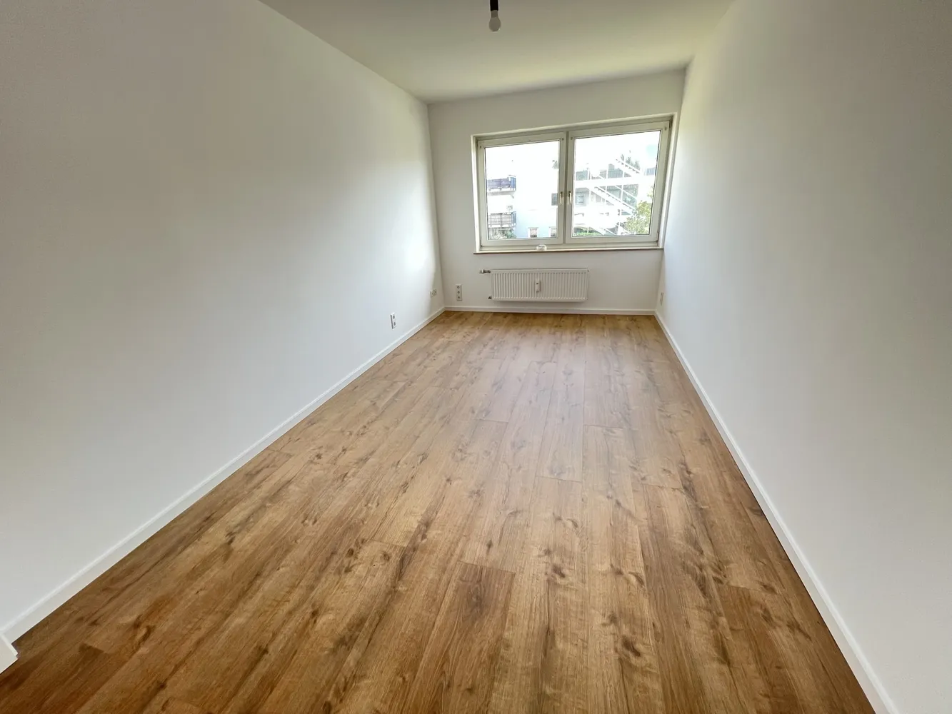 4 Zimmer Wohnung mit 100 m² in Germering – Bild 1