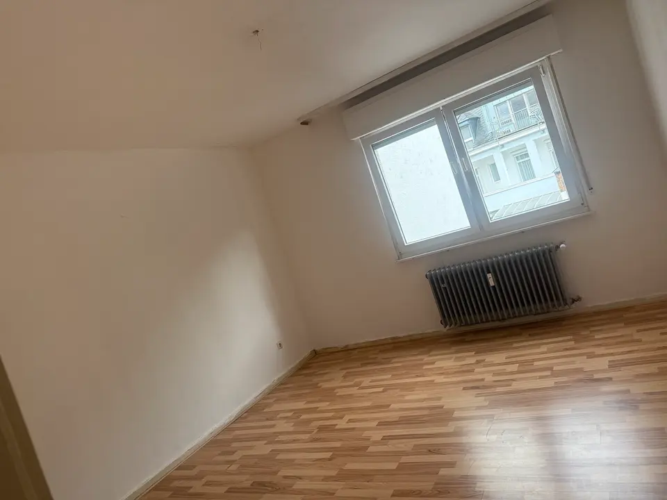 4 Zimmer Wohnung mit 103 m² in Koblenz – Bild 1
