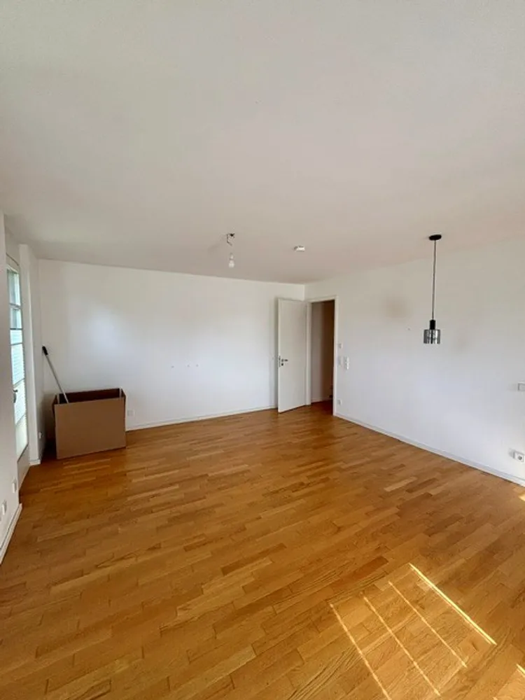 2 Zimmer Wohnung mit 58 m² in München – Bild 2