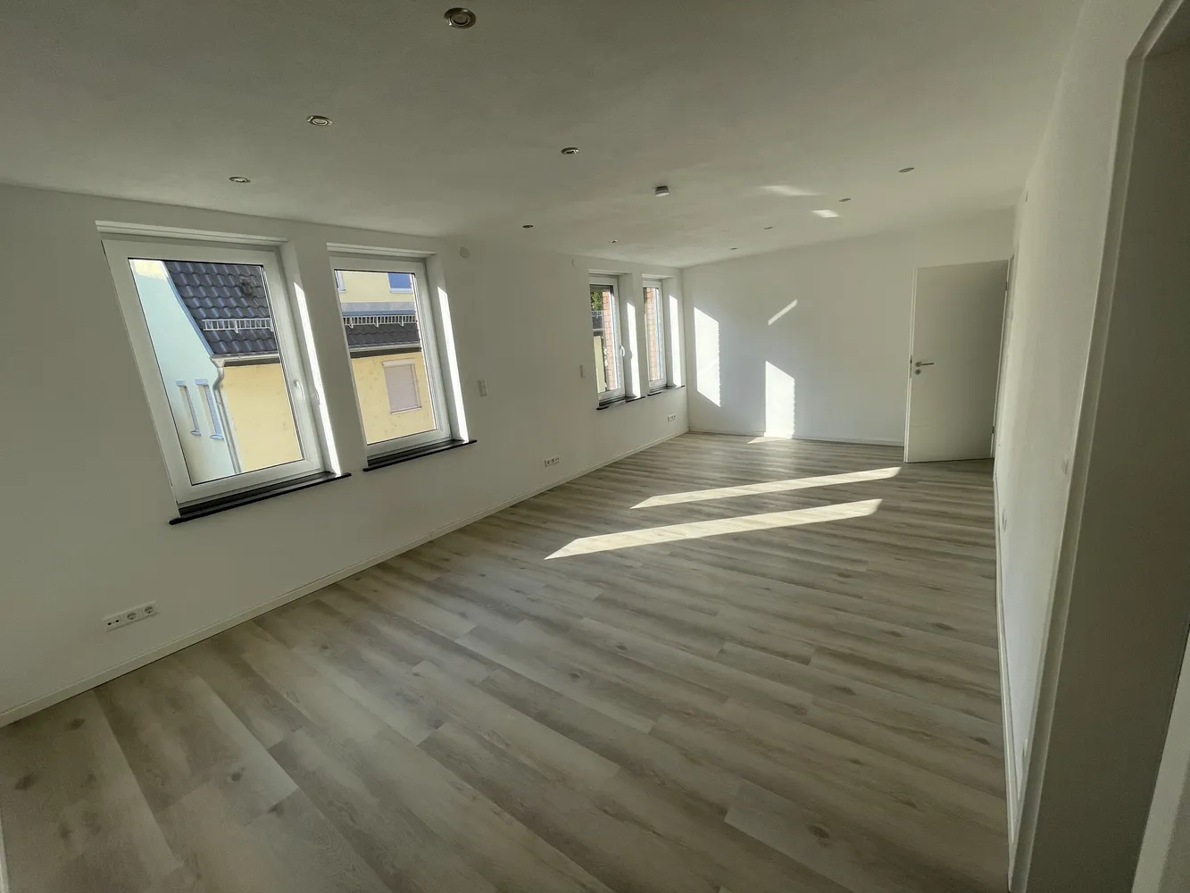 3 Zimmer Wohnung mit 75 m² in Stuttgart – Bild 2
