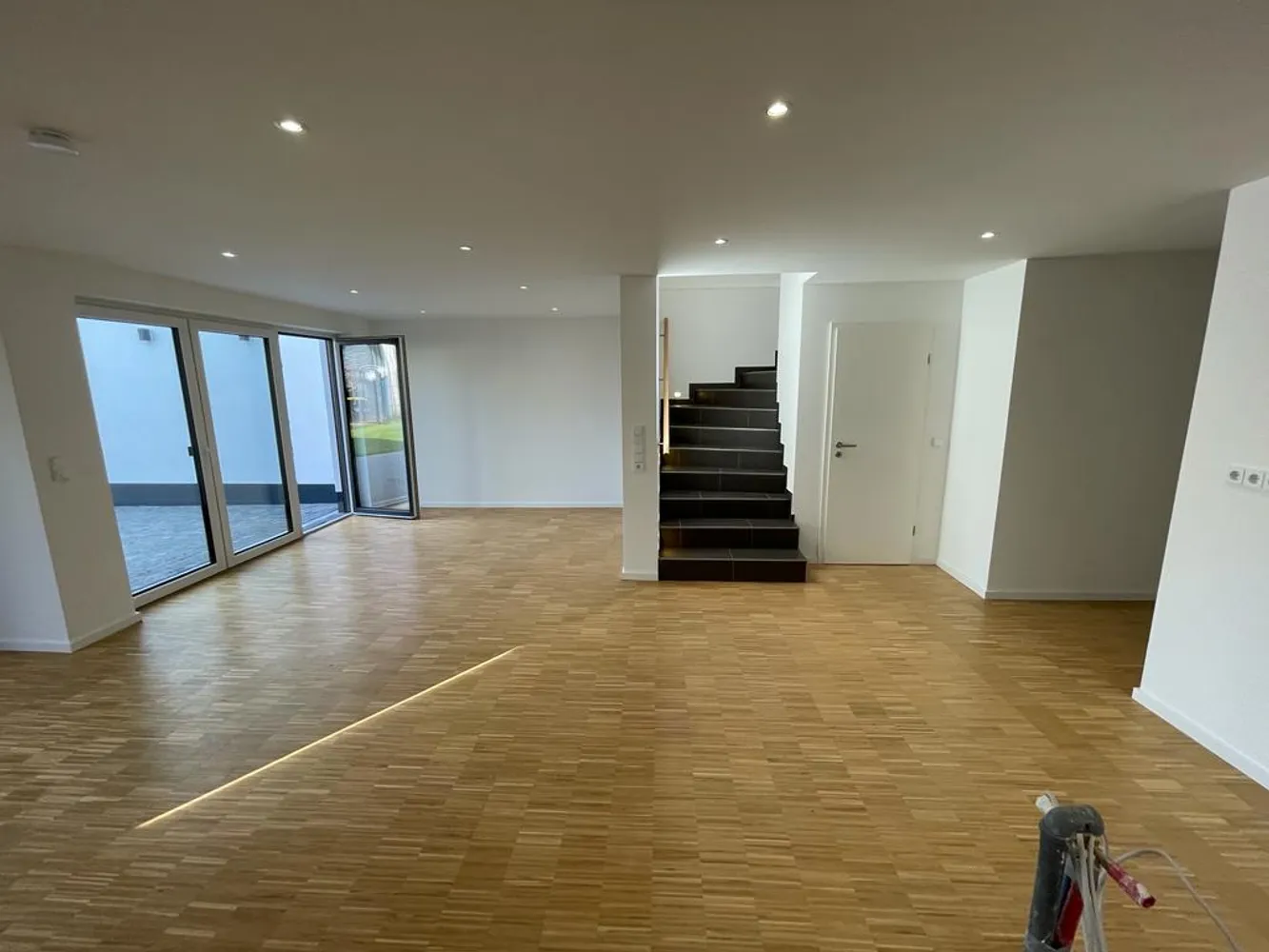 6 Zimmer Wohnung mit 151 m² in Bornheim – Bild 9