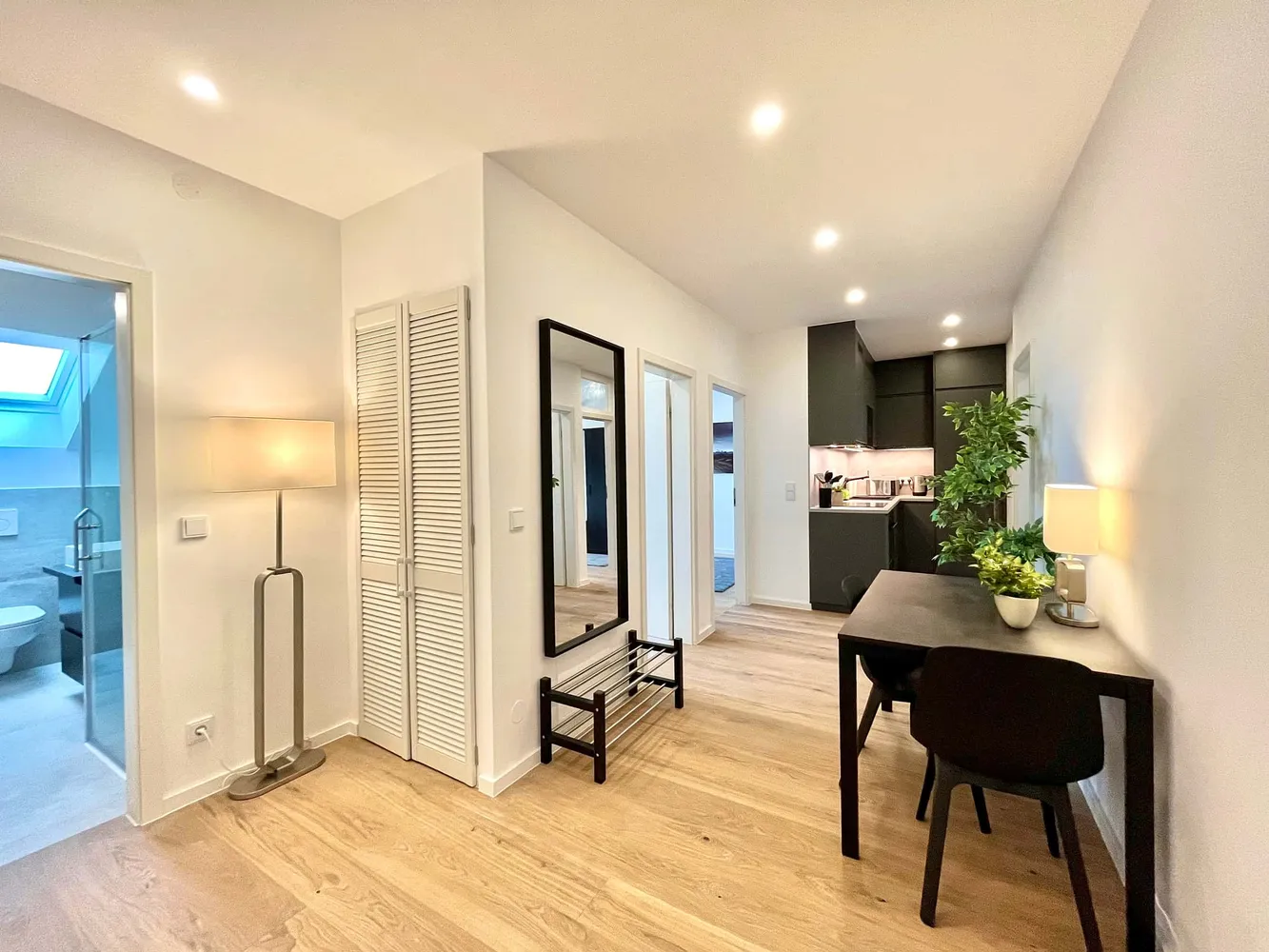 Shared room with 11 m² in Munich – Photo 4