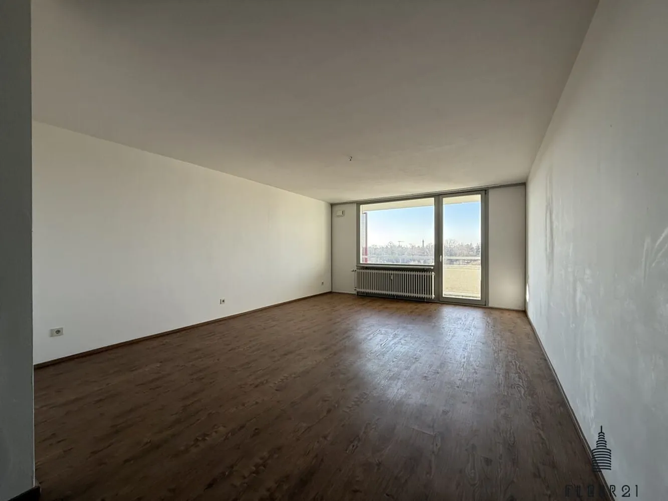 4 Zimmer Wohnung mit 102 m² in München – Bild 1
