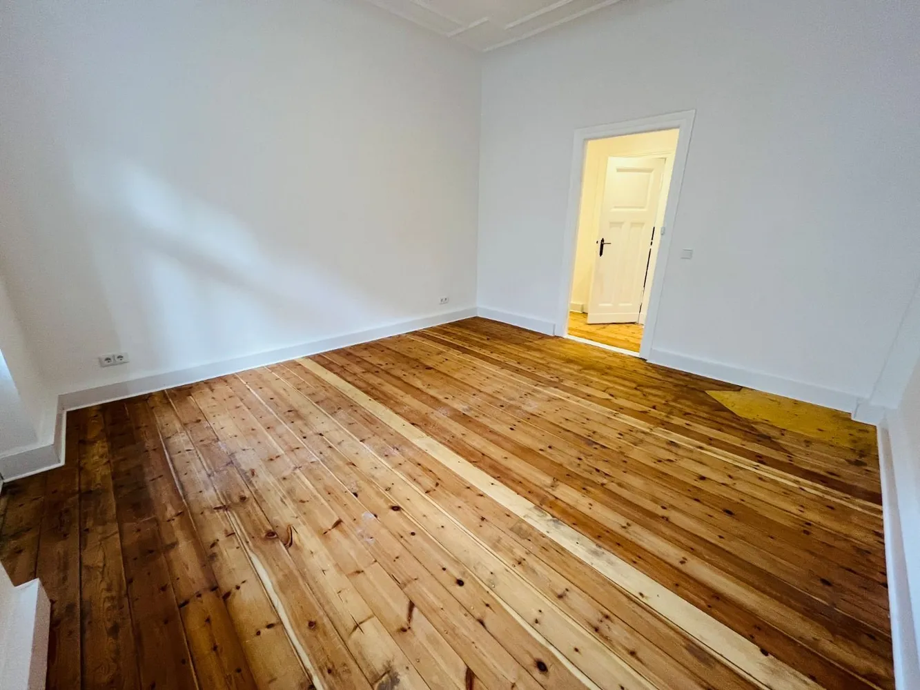 3 Zimmer Wohnung mit 106 m² in Berlin – Bild 2