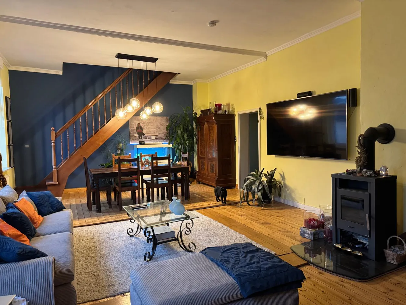 5 Zimmer Wohnung mit 180 m² in Frankfurt am Main – Bild 1