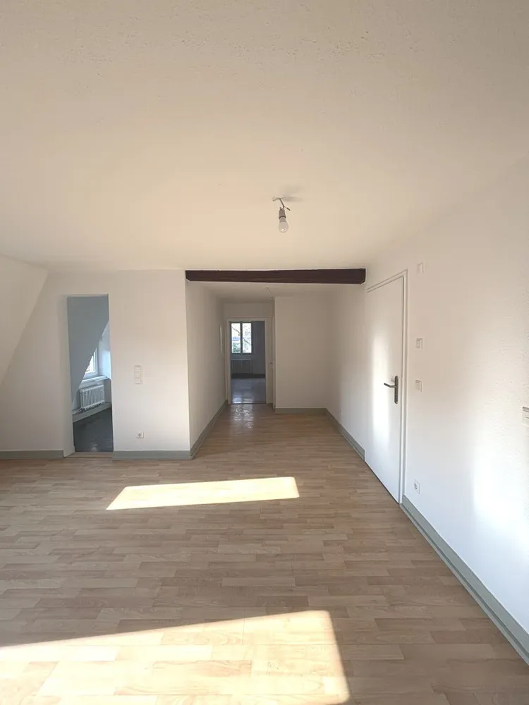4 Zimmer Wohnung mit 106 m² in Karlsruhe – Bild 3