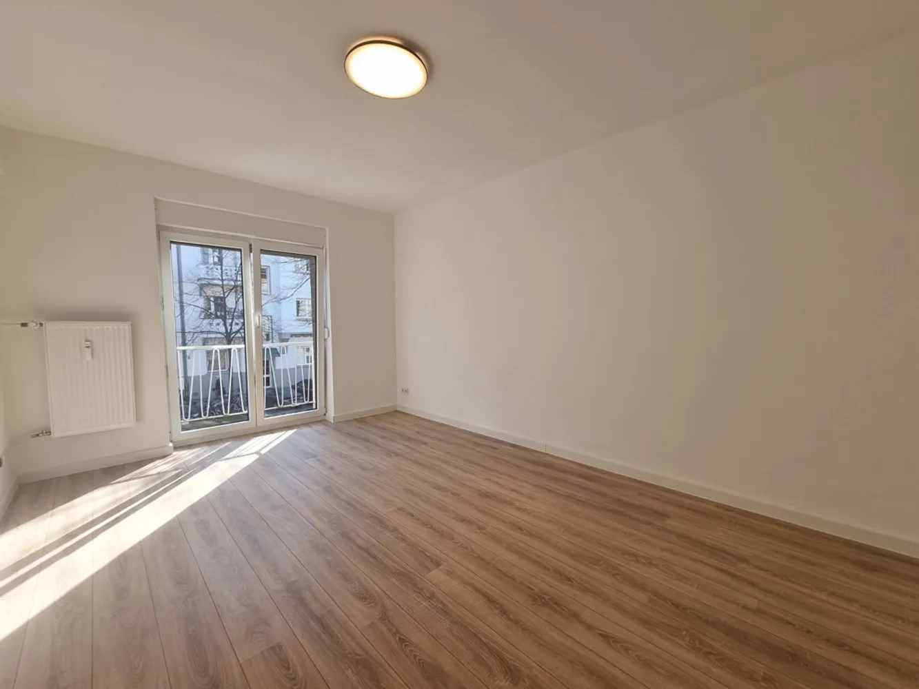 4 Zimmer Wohnung mit 94 m² in Düsseldorf – Bild 8