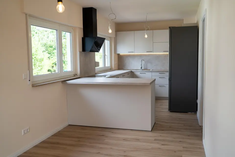 6 Zimmer Wohnung mit 160 m² in Herrenberg – Bild 1
