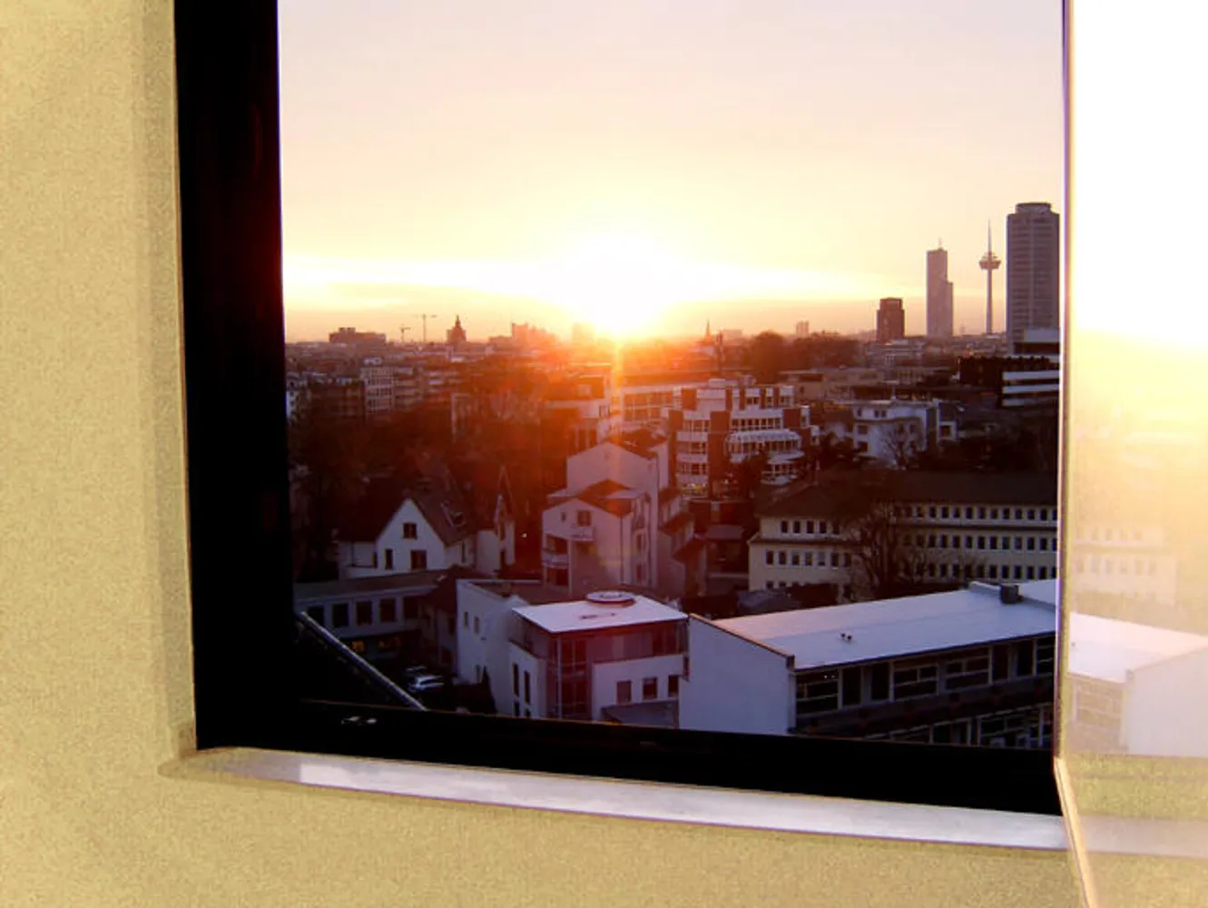 4 Zimmer Wohnung mit 107 m² in Köln – Bild 3
