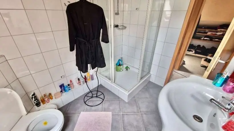 5 Zimmer Wohnung mit 130 m² in Siegen – Bild 4