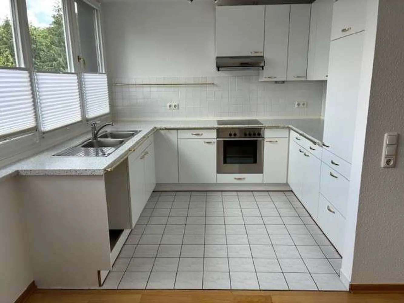 2 Zimmer Wohnung mit 127 m² in Hamburg – Bild 8
