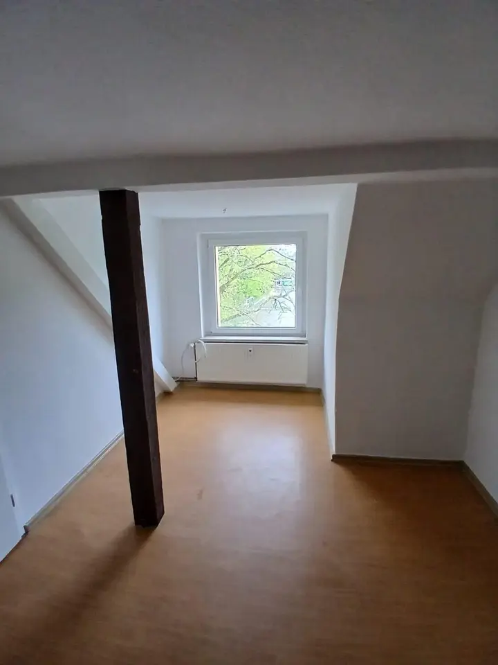 4 Zimmer Wohnung mit 73 m² in Köthen – Bild 3