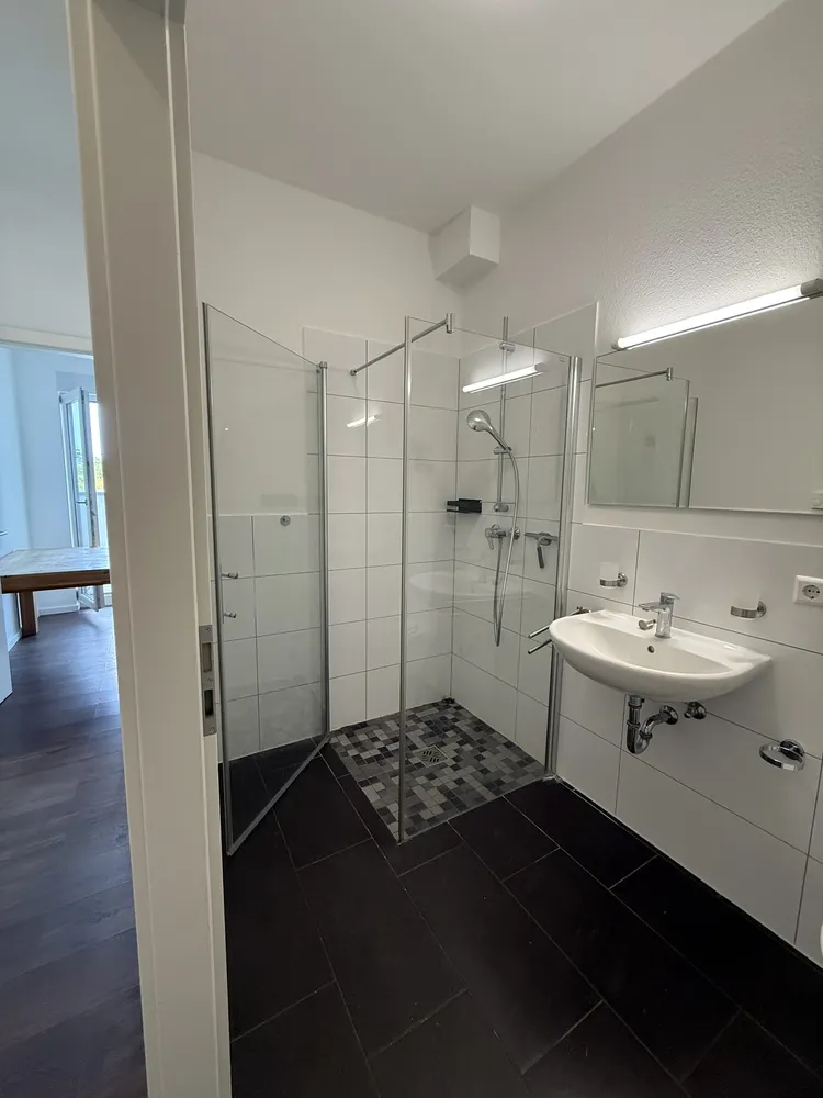 2 Zimmer Wohnung mit 75 m² in Karlsruhe – Bild 4