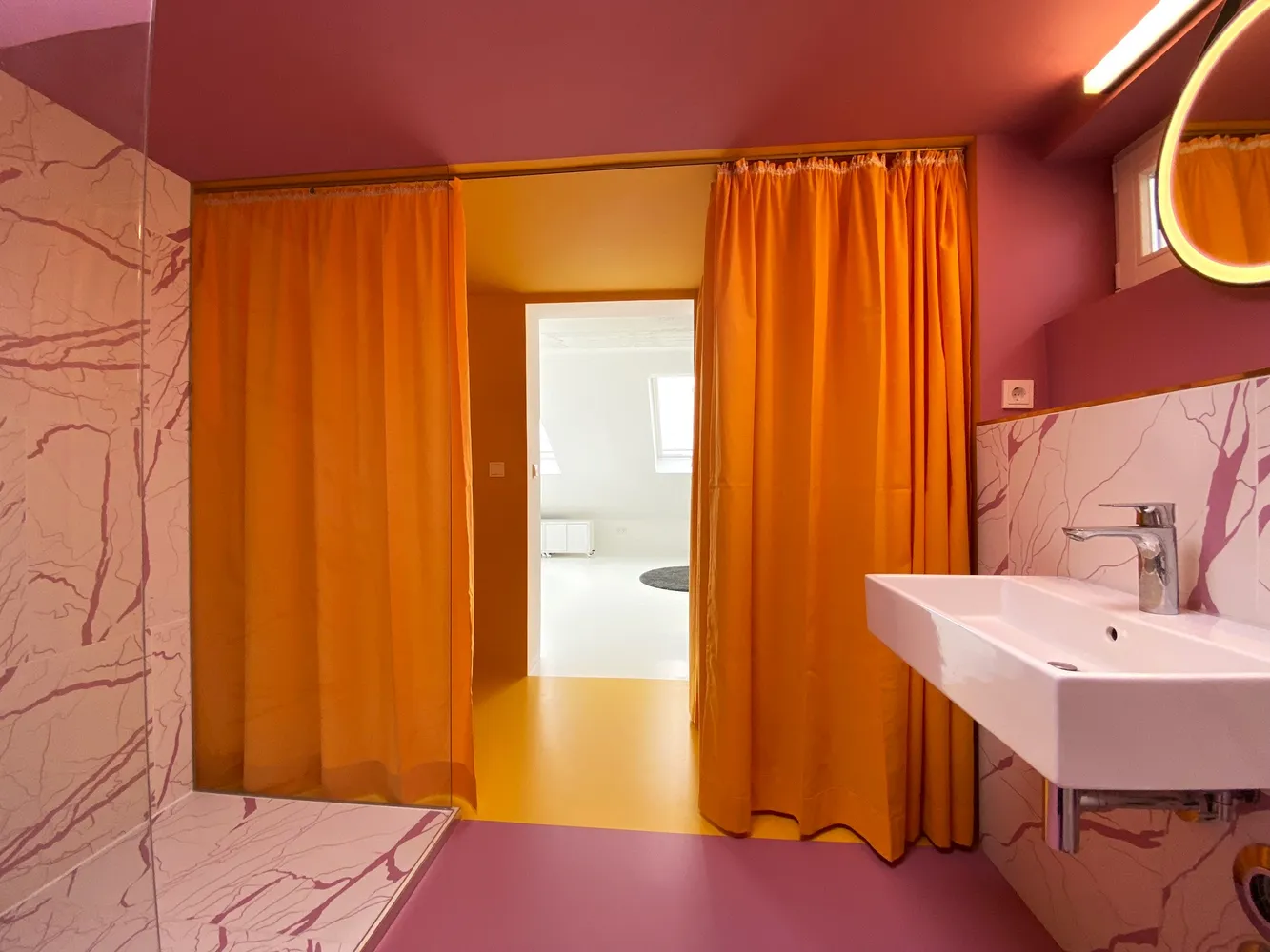 1 Zimmer Wohnung mit 65 m² in Köln – Bild 7