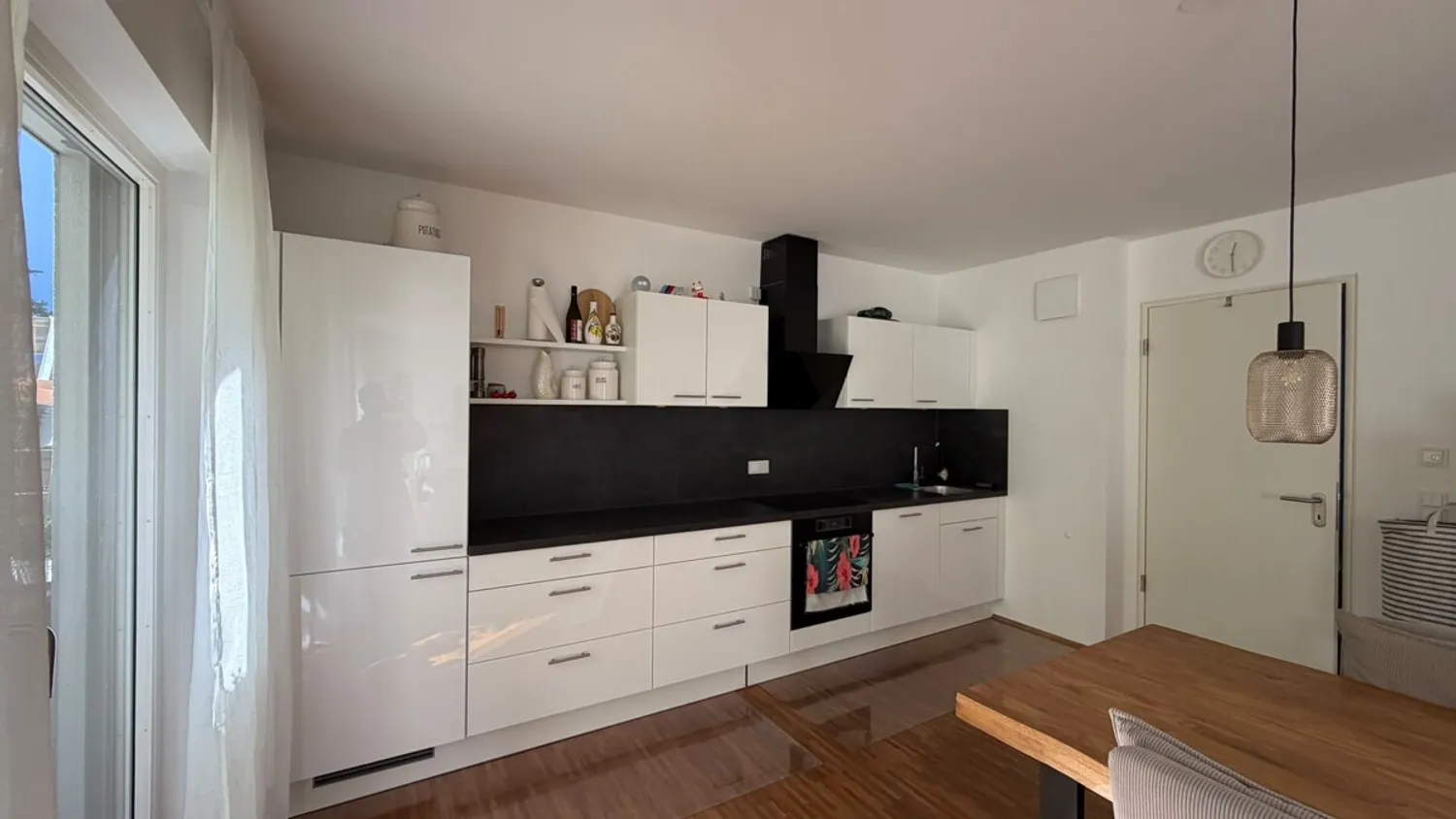 2 room apartment with 70 m² in Munich – Photo 4