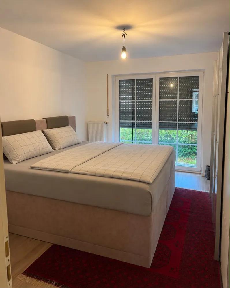 2 Zimmer Wohnung mit 70 m² in München – Bild 2