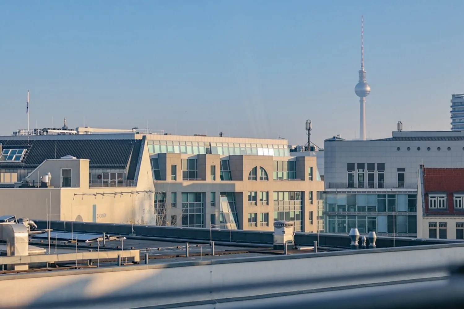 2 room apartment with 64 m² in Berlin – Photo 6