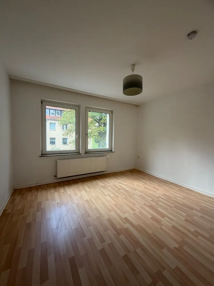2 Zimmer Wohnung mit 65 m² in Detmold – Bild 1