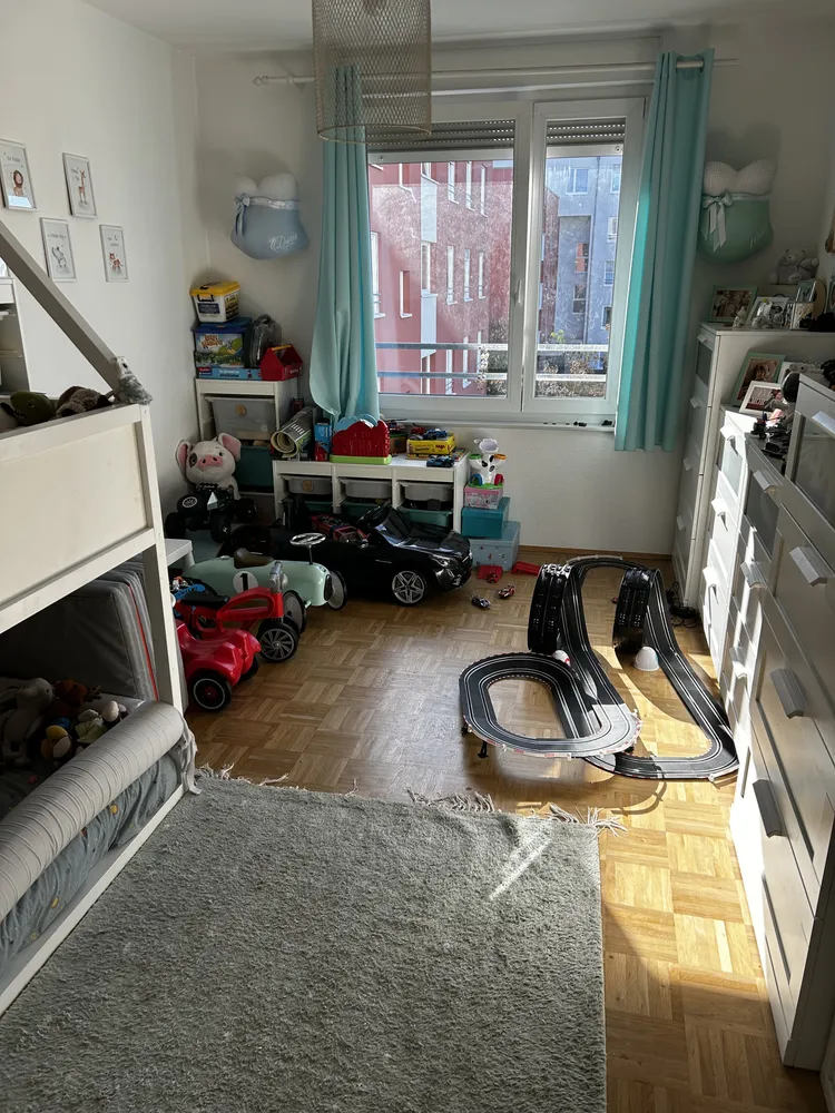 3 Zimmer Wohnung mit 102 m² in Frankfurt am Main – Bild 2