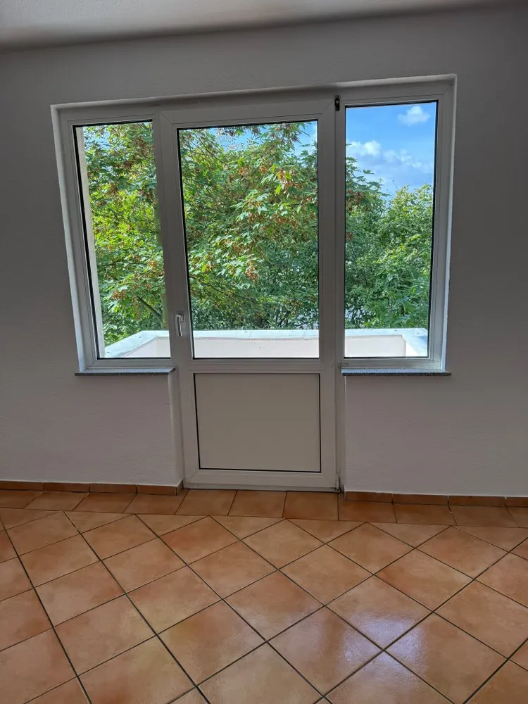 2 Zimmer Wohnung mit 37 m² in Neuss – Bild 2