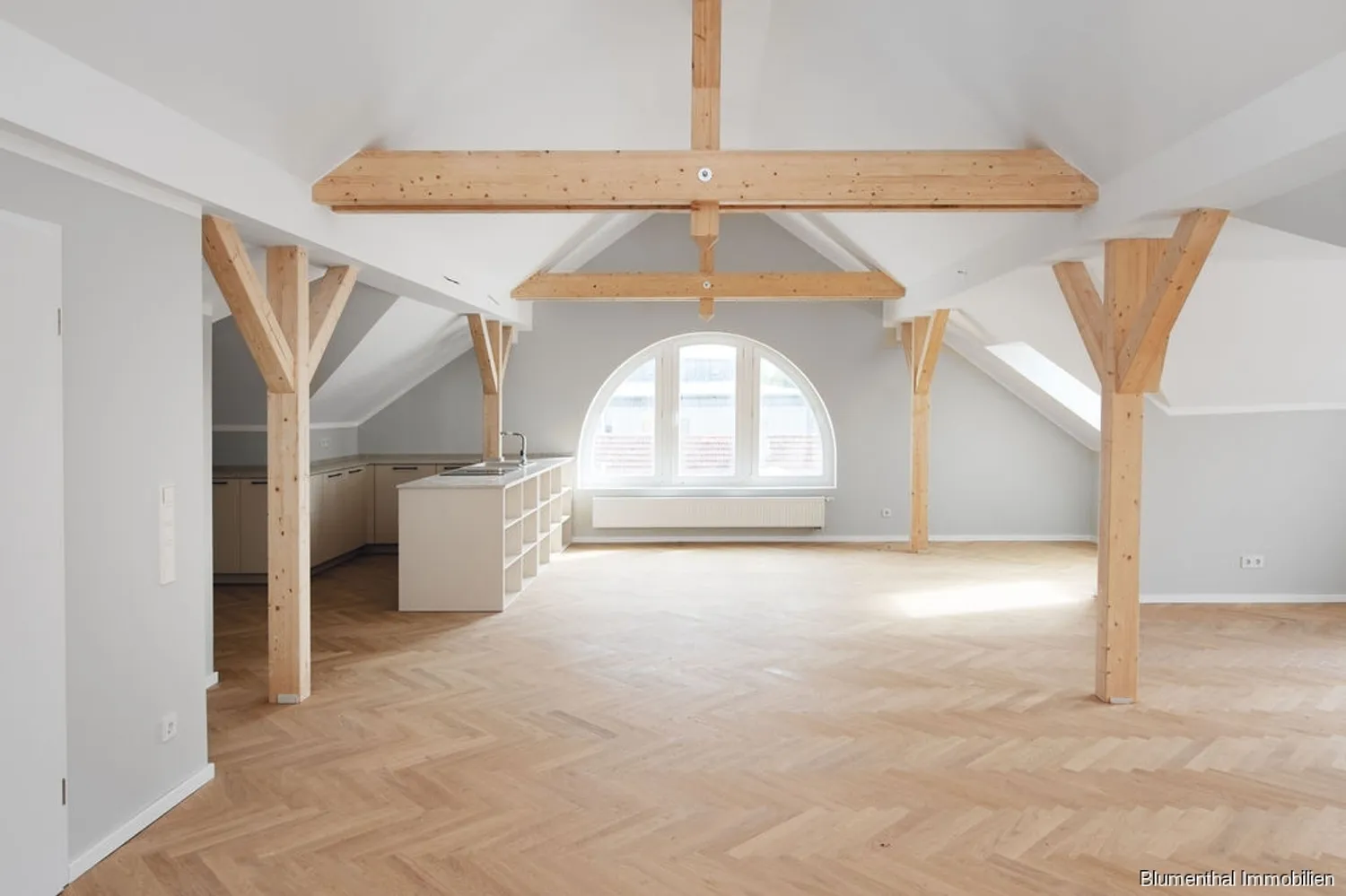 1 Zimmer Wohnung mit 85 m² in Bielefeld – Bild 9