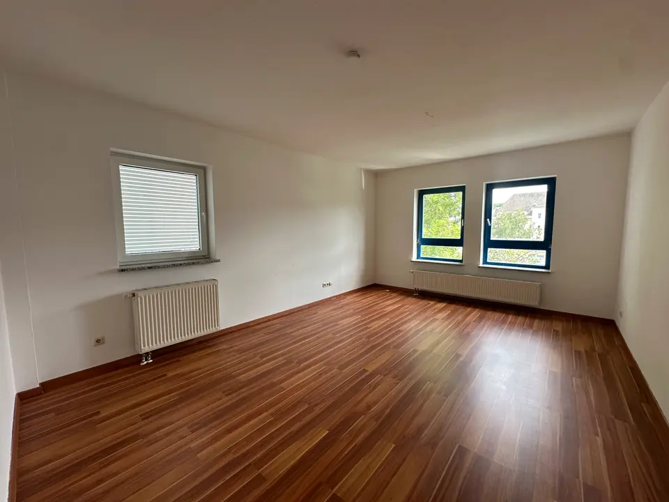 2 Zimmer Wohnung mit 72 m² in Gera – Bild 1