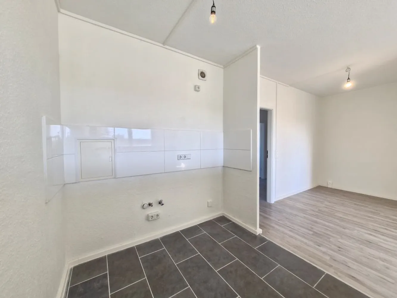 4 Zimmer Wohnung mit 69 m² in Chemnitz – Bild 1