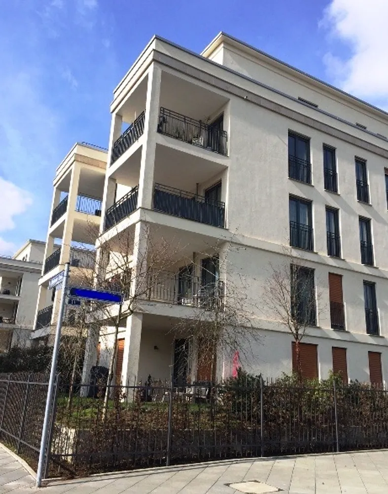2 room apartment with 73 m² in Frankfurt am Main – Photo 1