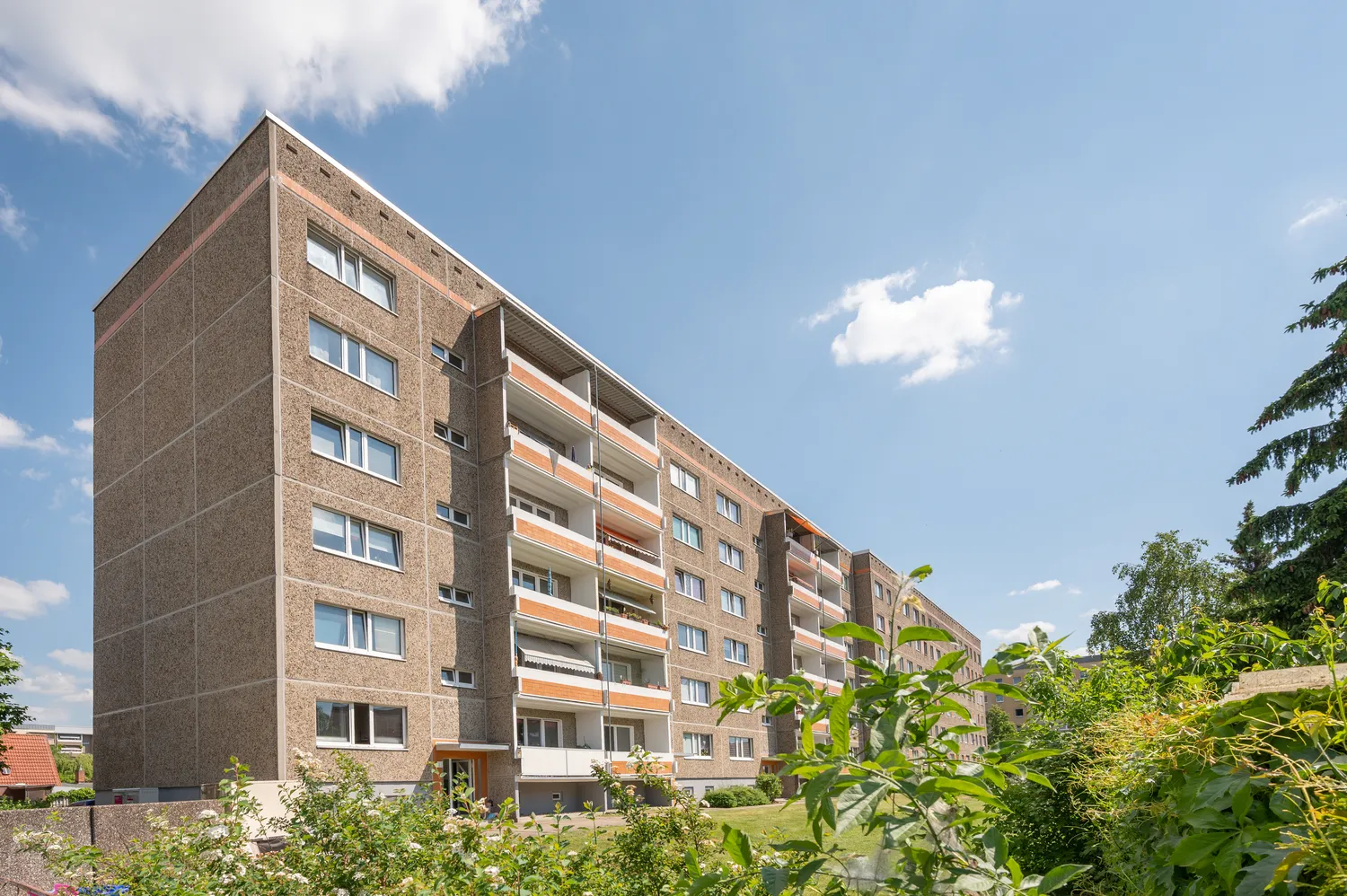 4 Zimmer Wohnung mit 76 m² in Neubrandenburg – Bild 2
